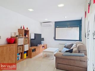 Casa a Calle jacint verdaguer 13. Casa en venta en ullastrell