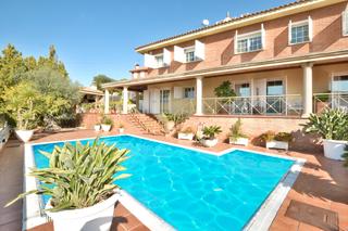 Haus  Carrer el sol 1. Casa en venta en sant fost de campsentelles