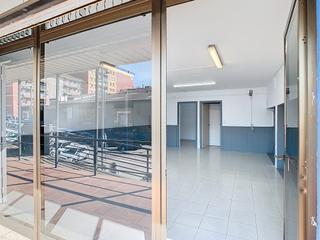 Locale commerciale in Carrer de Monistrol 1
