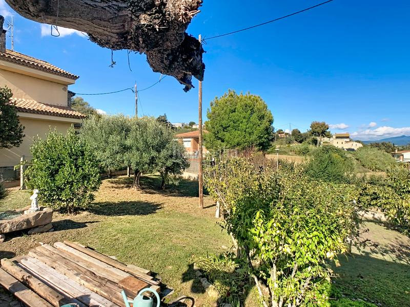 Foto b3d61582-42f3-42d3-b8ed-cdcf08bd3836. Terreny residencial a carrer de girona 13 a Lliçà de Vall