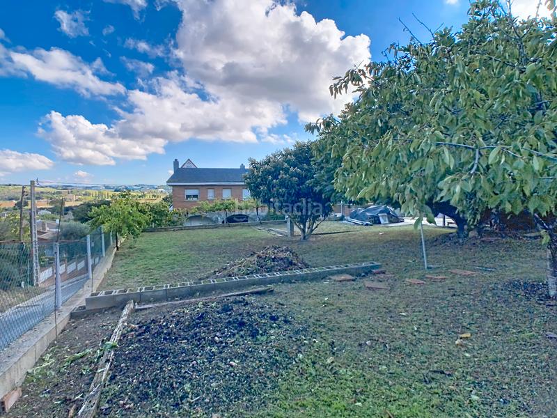 Foto c2c2bb00-0873-4a06-b30c-27d5abab02fd. Terreny residencial a carrer de girona 13 a Lliçà de Vall