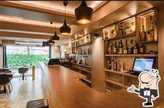 Traspàs Local Comercial a Sants. Restaurante de 100 m con licencia c3 a 3 minutos de la plaza de
