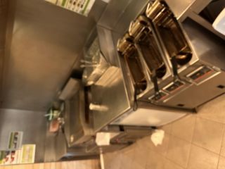 Umzug Gesch�ftsraum in El Poble Sec - Parc de Montju�c. Local comercial en ubicacion inmejorable, esquinero con buena fa