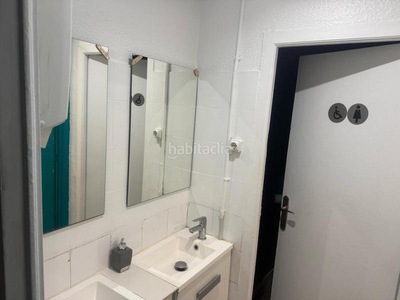 Foto f5b97e34-08dc-4fa4-b92d-b4a752b170e2. Traspaso local comercial traspaso zona paralelo c3 mixto precio130.000 en Barcelona