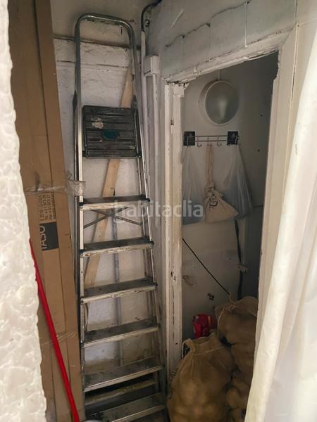 Foto f5731e0c-bee0-42b6-89b0-9fe44547b838. Umzug geschäftsraum in El Camp de l´Arpa del Clot Barcelona