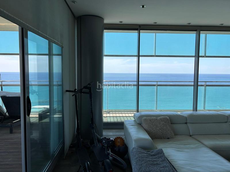 Foto f5bdba7e-b6a4-4053-9d3a-2fb9ec884544. Appartamento con riscaldamento parcheggio piscina in Barcelona
