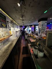 Traspaso Local Comercial en Raval. Barrestaurante con licencia c3  raval, calle del hospital  170 m