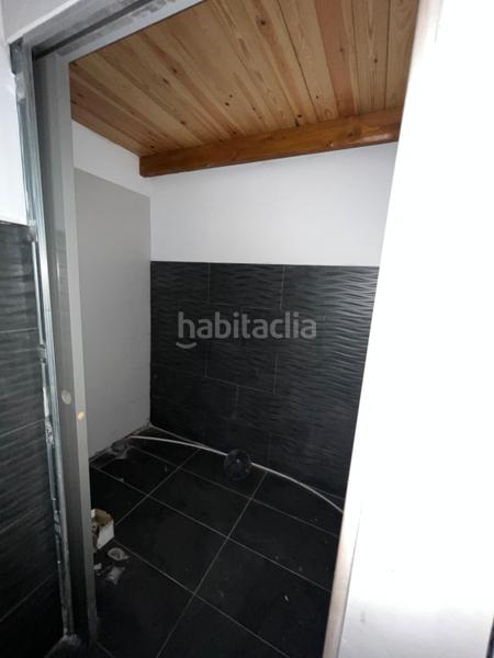 Foto ccac3c80-afe9-4892-a6ea-7ced29435f86. Traspàs local comercial a Sant Antoni Barcelona