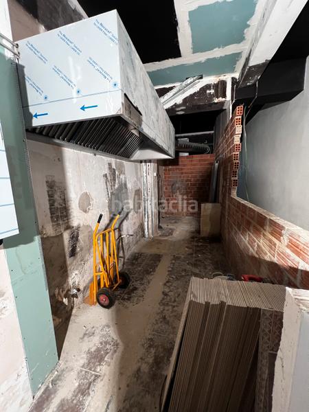 Foto cd189863-1b59-4772-9a02-9a022a03b10c. Traspàs local comercial a Sant Antoni Barcelona