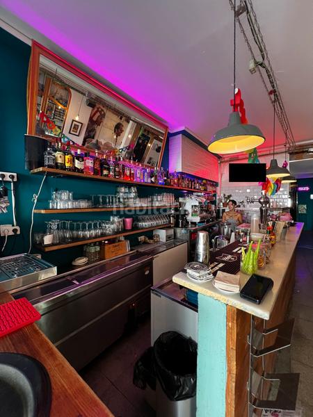 Foto b6c907b7-3099-4e4e-a2e4-f6d0e5113c70. Pas-de-porte local commercial dans Raval Barcelona