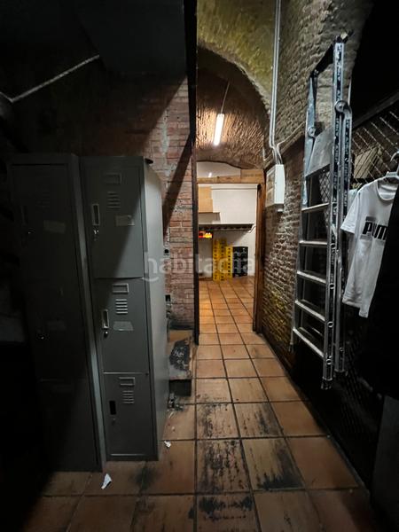 Foto 291bacda-dfd9-498e-9a30-7a921194fc2d. Umzug geschäftsraum in Raval Barcelona