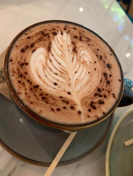 Foto 2fc3634b-56f8-43c4-ad6c-db5b2e7fd864. Lloguer local comercial a L´Antiga Esquerra de l´Eixample Barcelona