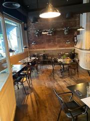 Lloguer Local Comercial a Centre. Muy bonito restaurante en la plaza central de sitges con gran te