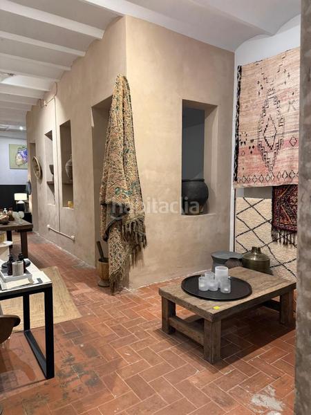 Foto b7bff7bd-bf60-4322-b2a2-bb45e8ba6745. Location local commercial dans St. Pere - Sta. Caterina - El Born Barcelona