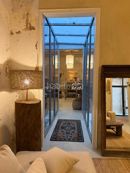 Foto c07bf74f-1900-443d-a30c-278f9365e71d. Pas-de-porte local commercial dans St. Pere - Sta. Caterina - El Born Barcelona