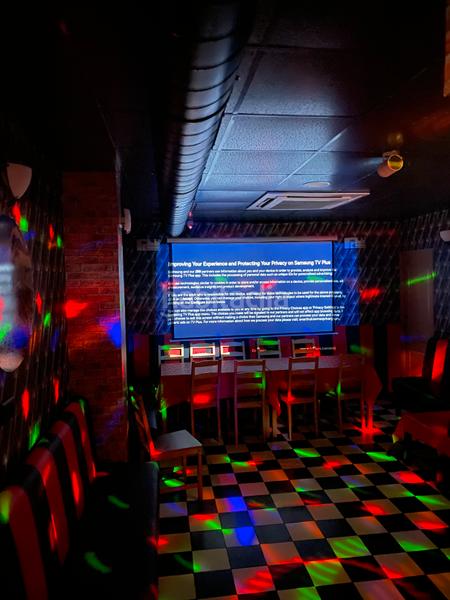 Foto f7cfd690-d39e-4b0d-8c6b-e76818fbf617. Traspàs local comercial a Sant Antoni Barcelona