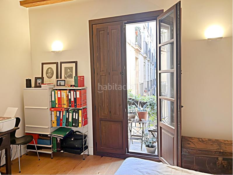Foto d34b293a-3e6b-431b-9876-9916f291d92e. Flat with heating in Gòtic Barcelona