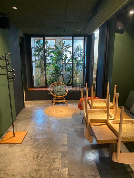 Foto 71c6ad14-3d93-4fbe-bc4e-78e15a7efac6. Transfer business premise in L´Antiga Esquerra de l´Eixample Barcelona