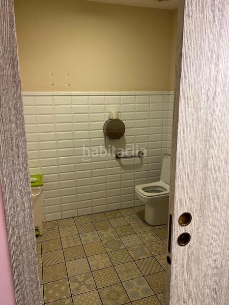 Foto 0f6872fa-abbc-44b8-afe4-cec180da3c31. Rent business premise in L´Antiga Esquerra de l´Eixample Barcelona