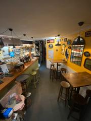 Location Local commercial à Sagrada Família. Encantador pequeño bar cerca de la sagrada familia, licencia c1
