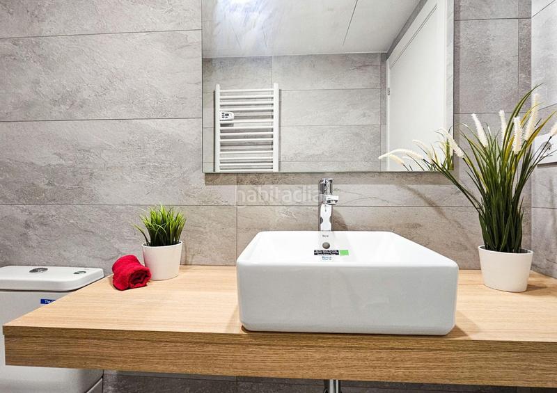 Foto 103e3bd9-a9d3-4ffd-93ec-020e46d1e31c. Duplex avec chauffage dans Prosperitat Barcelona