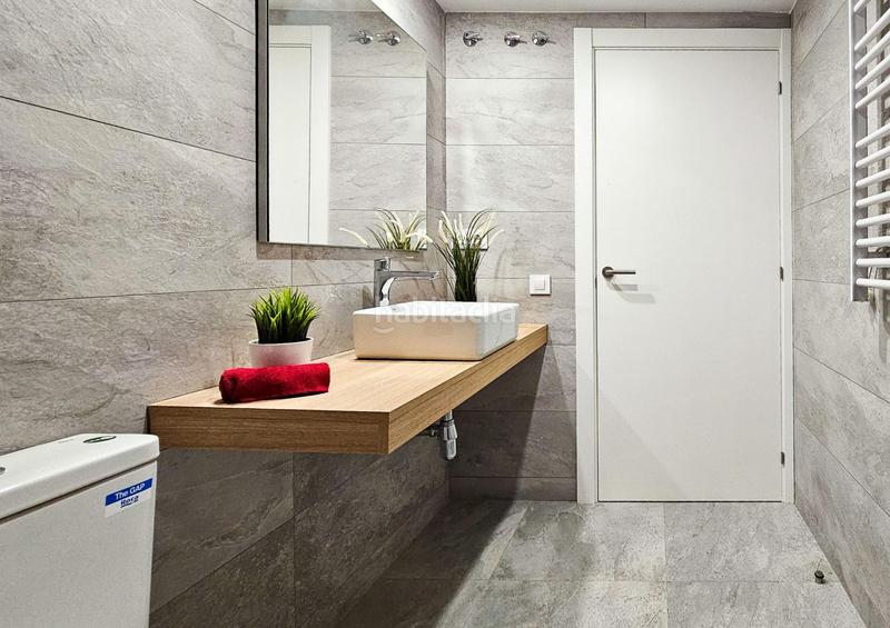 Foto 1c43f93b-baa8-430c-9312-eddc8cc6cf80. Duplex avec chauffage dans Prosperitat Barcelona