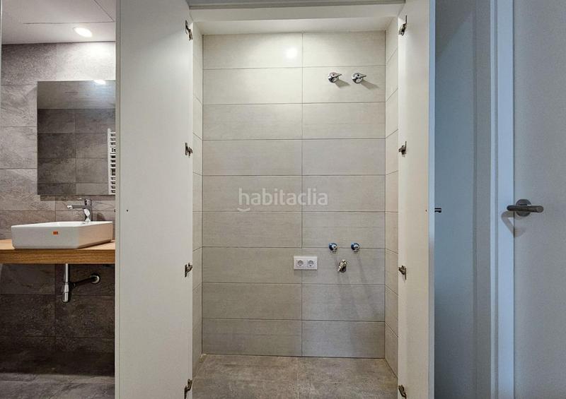 Foto 4c669d5c-2a09-480f-addc-f03179670c51. Duplex avec chauffage dans Prosperitat Barcelona