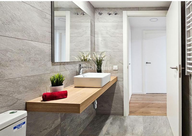 Foto 81a4e682-ddff-461f-9139-d26a0f5d00f7. Duplex avec chauffage dans Prosperitat Barcelona