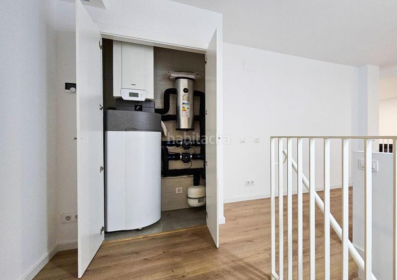 Foto 81fecfdb-cb76-48e6-a4d8-f646028b1afe. Duplex avec chauffage dans Prosperitat Barcelona