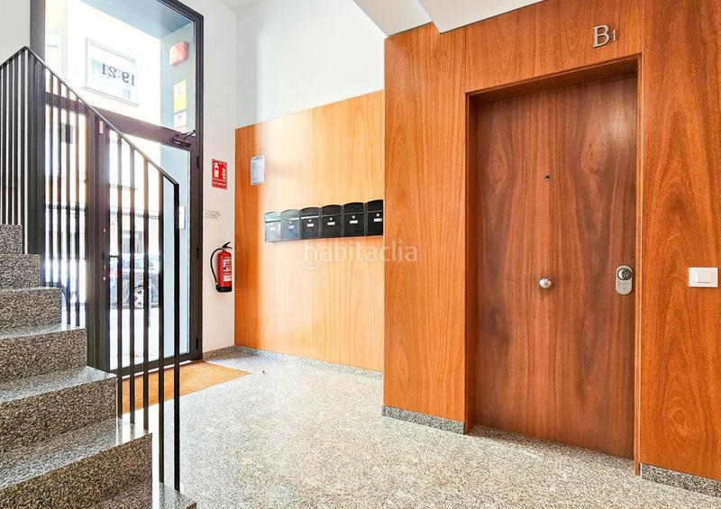 Foto b3c72b99-704f-4f78-8bf3-2be8f6e0fee3. Duplex avec chauffage dans Prosperitat Barcelona