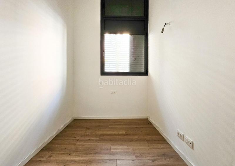 Foto f107ca6b-8b0c-45c2-ac95-4159873f9f55. Duplex avec chauffage dans Prosperitat Barcelona