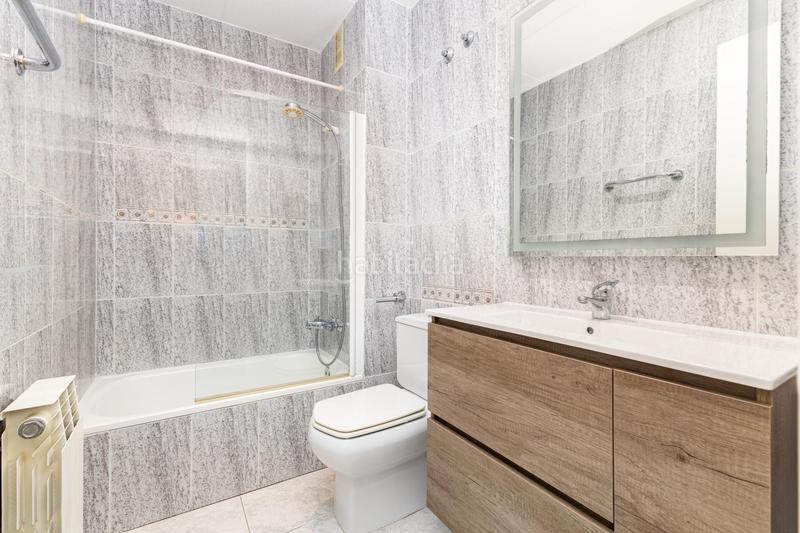 Foto 07ac43da-c9b5-4add-b226-3fcb5bd269d6. Appartement avec chauffage dans El Camp de l´Arpa del Clot Barcelona