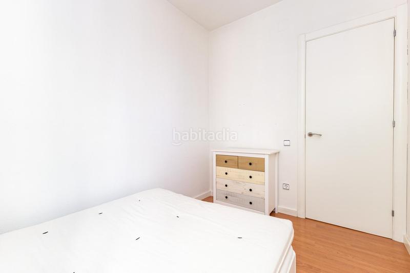 Foto 68ad04d5-f4f9-4bc1-a701-f56bd71bd8cc. Appartement avec chauffage dans El Camp de l´Arpa del Clot Barcelona