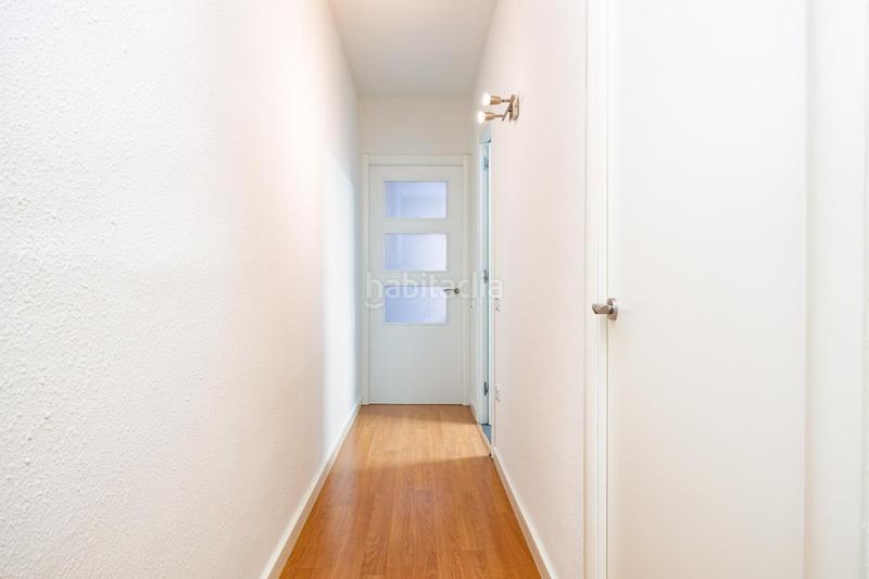 Foto d94558b6-a723-49c1-ae71-3dcbb51b7824. Appartement avec chauffage dans El Camp de l´Arpa del Clot Barcelona