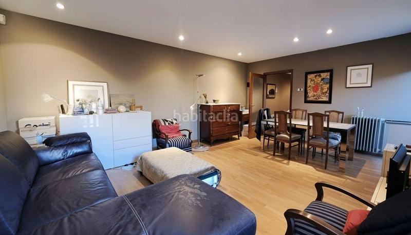 Foto a92bd6f8-5aef-48b8-87e6-210019c94e10. Flat with heating parking in Dreta de l´Eixample Barcelona