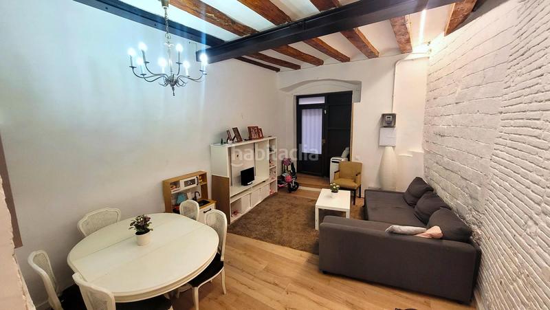 Foto 1c51f54c-2da1-4e1e-8291-6b6c8e90cb59. Local comercial en Raval Barcelona