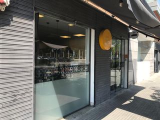 Miete Geschäftsraum in Sagnier-Plaça de Catalunya. Gran cafetería, panadería y pastelería de 100 m situada en esqui