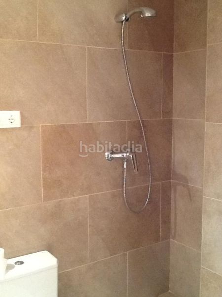 Foto b1683983-361f-4635-a919-bb21671a4e0c. Pis amb calefacció aparcament a Gelida