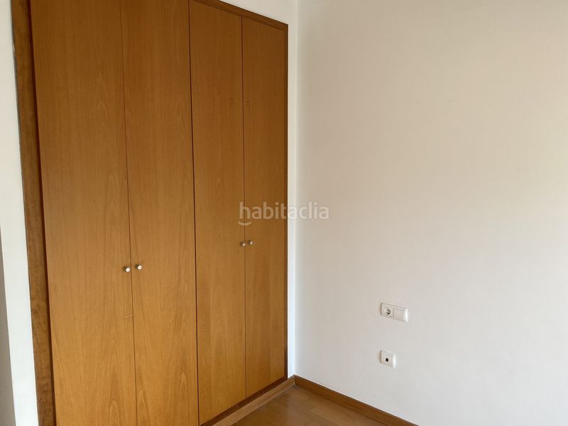 Foto f7391c2a-3c16-457e-a36e-6b4d45da035e. Pis amb calefacció aparcament a Gelida