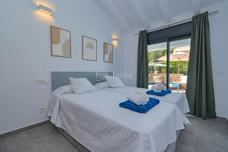 Foto 9a50bf02-e2bf-40b6-9626-46f75bd19fc7. Chalet con riscaldamento parcheggio piscina in Cap Martí - El Tossalet - Pinomar Xàbia