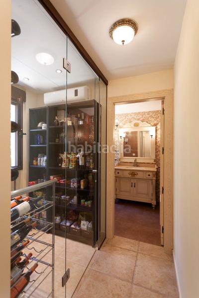 Foto 43e759d8-6adb-462d-ba2c-fbe5289c558b. Chalet avec chauffage parking piscine dans La Fustera Benissa