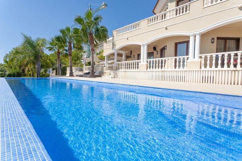 Foto 10c2ecae-3e06-45bd-bab7-8e3d854068bf. Chalet en La Fustera Benissa