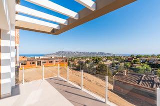 Semi detached house in Escandinavia-Cautivador