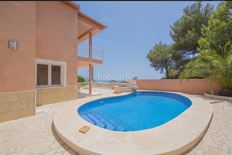 Foto bd48a38b-2b44-427e-b48f-e0331bb0f9c9. Chalet mit parking pool in Oltamar - Cucarres Calp