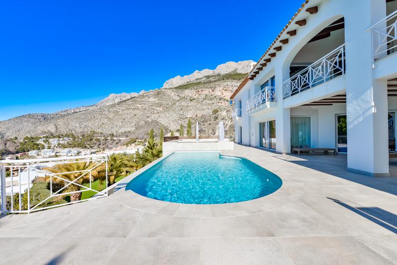 Foto c1fd875d-9c4e-4533-97e6-eff3b774e4da. Chalet with heating pool in Altea hills Altea