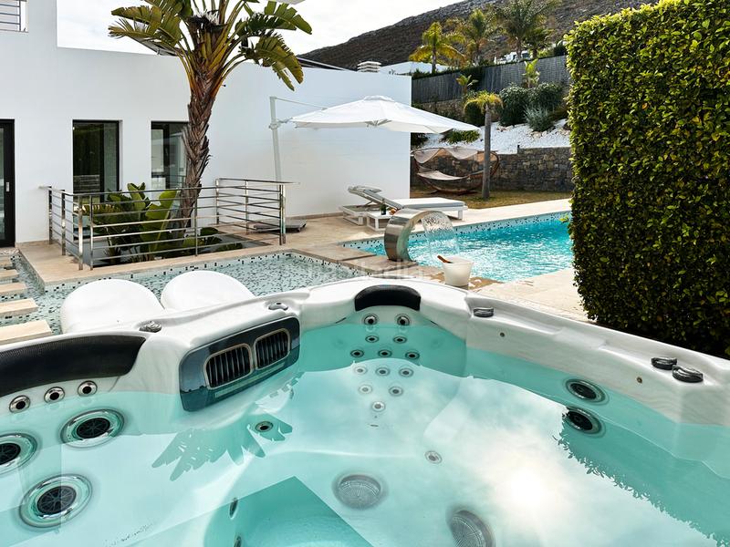 Foto 11283c53-489b-40ad-a920-3a69cf5ebc94. Chalet mit pool in Centro Ciudad Xàbia