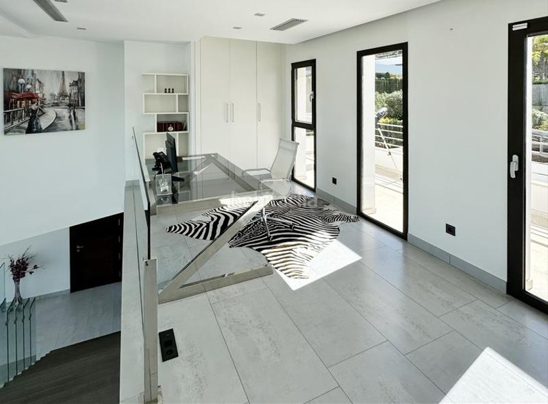 Foto bbac5bee-f80b-4ce9-8cf1-bb495b7985a7. Chalet mit pool in Centro Ciudad Xàbia