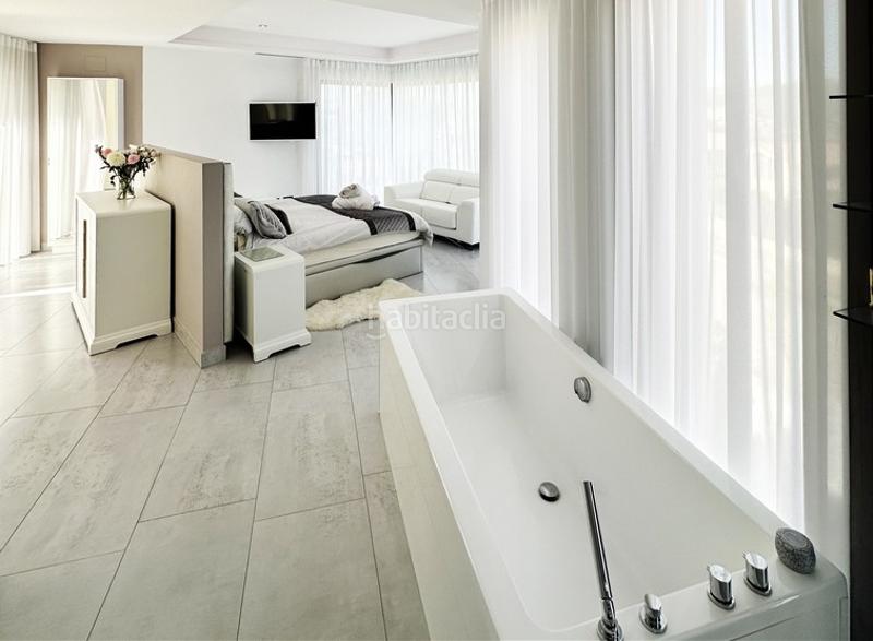 Foto 3a1142ee-8087-4a02-b7f5-6c6ed474393a. Chalet con piscina in Centro Ciudad Xàbia