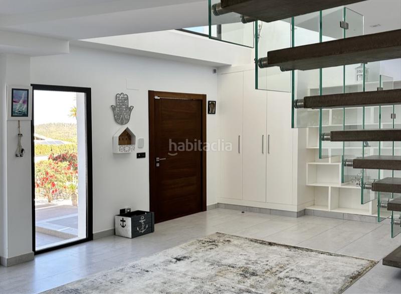 Foto 6cdcabfc-4a4f-43a0-964b-c8175818f8e0. Chalet con piscina in Centro Ciudad Xàbia