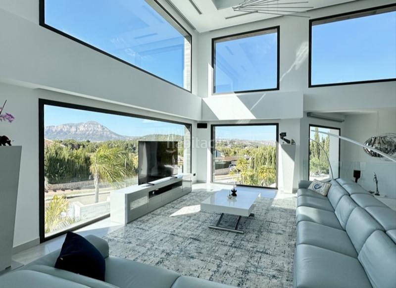 Foto 7d7cbfab-2a61-4e34-90f2-737c56523499. Chalet con piscina in Centro Ciudad Xàbia